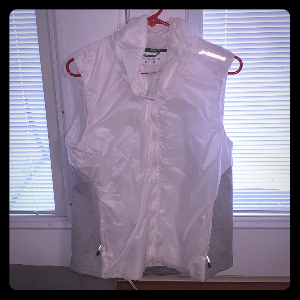 Brooks running vest